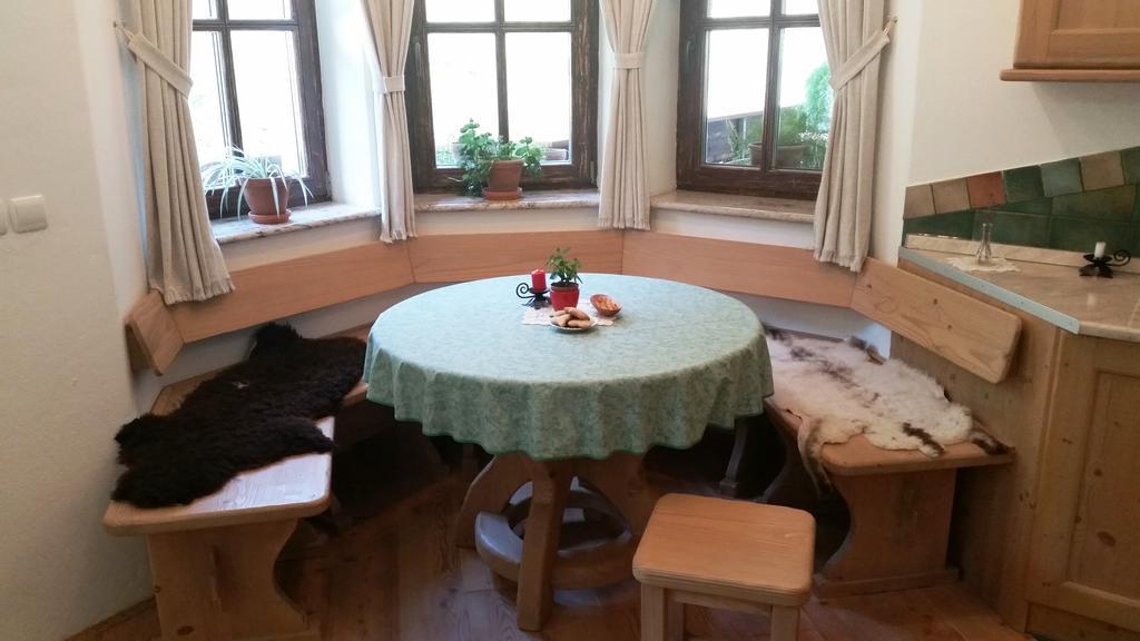 Apartments Pod Macesnovo Streho Солчава Номер фото